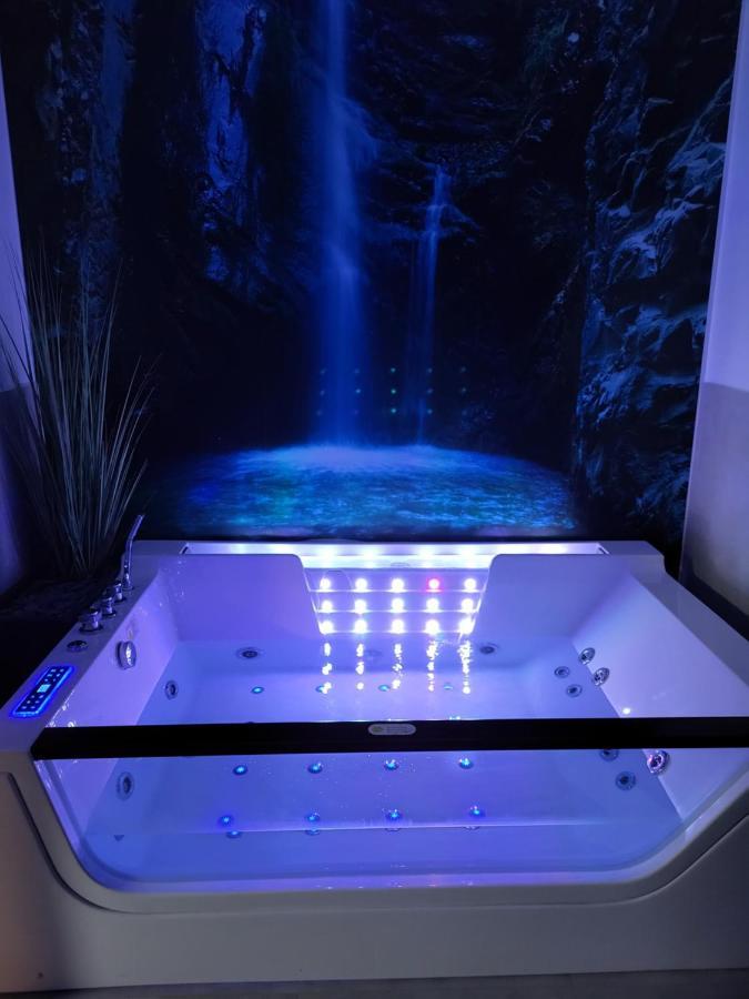 Robson Beach I Sauna, Jacuzzi Międzywodzie Exteriér fotografie
